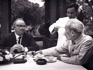 Wilfred Burchett, cher ami du peuple vietnamien
